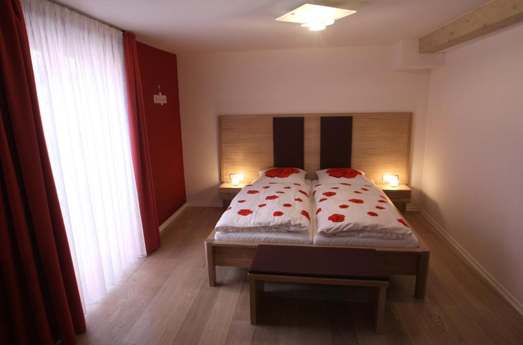 Rothweinhotel Wiesenbronn ห้อง รูปภาพ