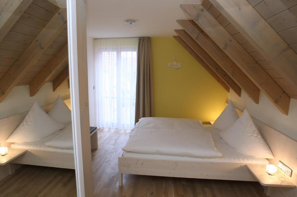 Rothweinhotel Wiesenbronn ห้อง รูปภาพ